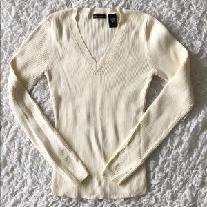 NWOT Victoria’s Secret Cotton Rib V-Neck Sweater M